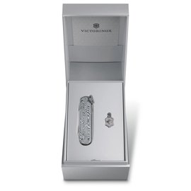 Багатофункціональний ніж Victorinox Classic SD Brilliant Damast 0.6221.34, Колір: Silver, зображення 4