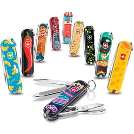 Многофункциональный нож Victorinox Classic Le 0.6223.L1909, Цвет : Gingerbread Love, изображение 3