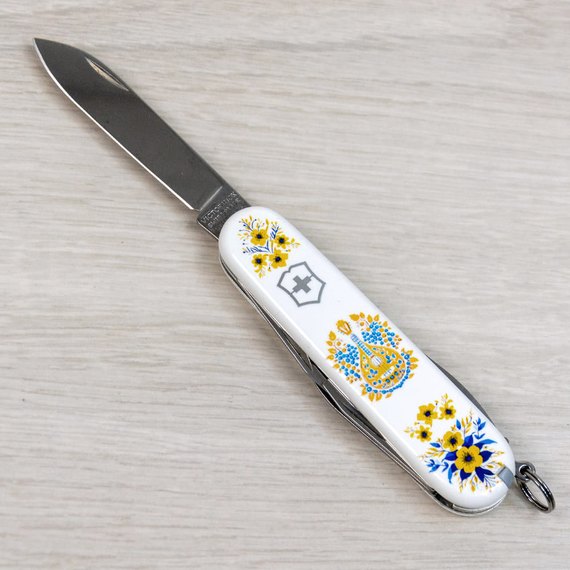 Многофункциональный сувенирный нож Victorinox Spartan Ukraine Украинские мотивы (1.3603.7.T1370u)