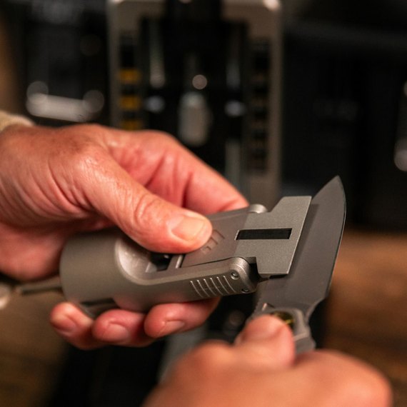 Точилка Work Sharp Professional Precision Adjust Elite Knife Sharpener (WSBCHPAJ-PRO-ELT-I), изображение 10